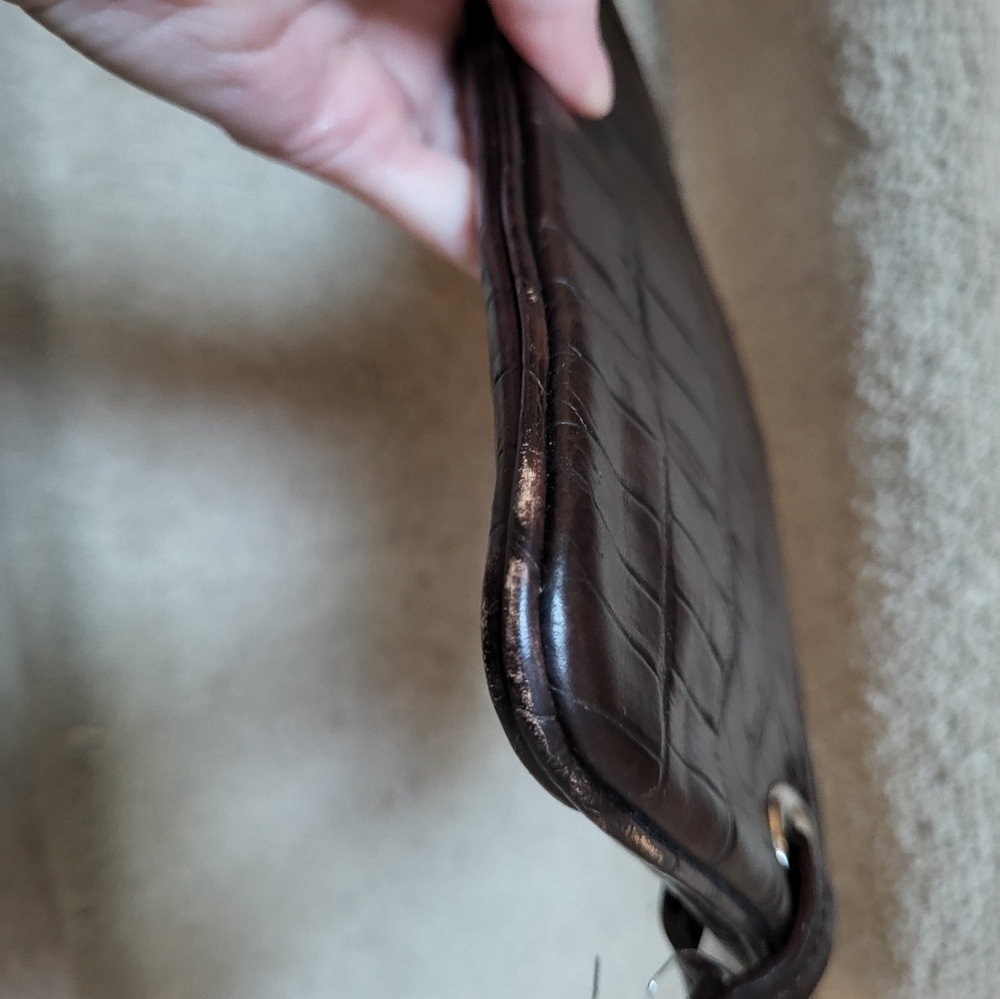 DANIER DARK BROWN LEATHER FAUX CROCO EMBOSSED WRISTLET! - Picture 5 of 10
